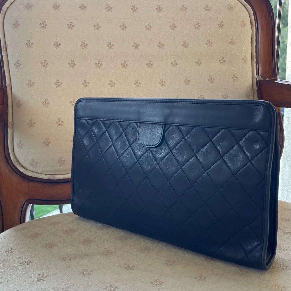 COPY - CHANEL Interlocking Matelasse Clutch Shoulder Bag Purse - Picture 5 of 13